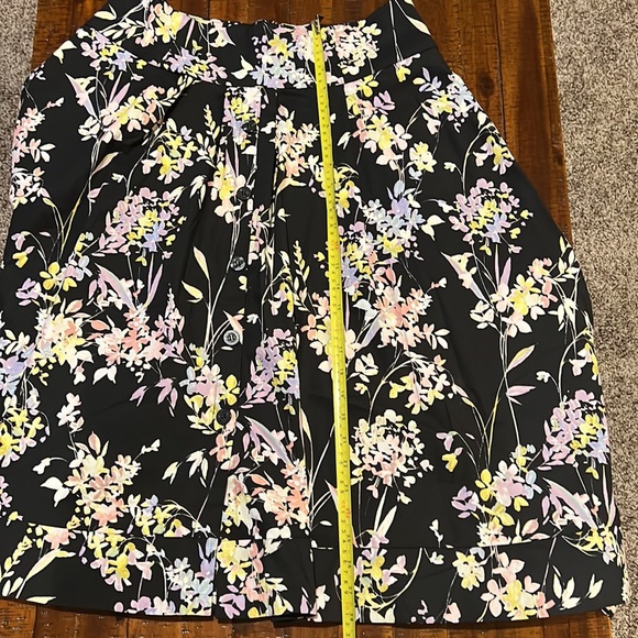 CALVIN KLEIN WOMEN’S BLACK FLORAL BELOW THE KNEE A-LINE SKIRT 12 - Picture 4 of 5